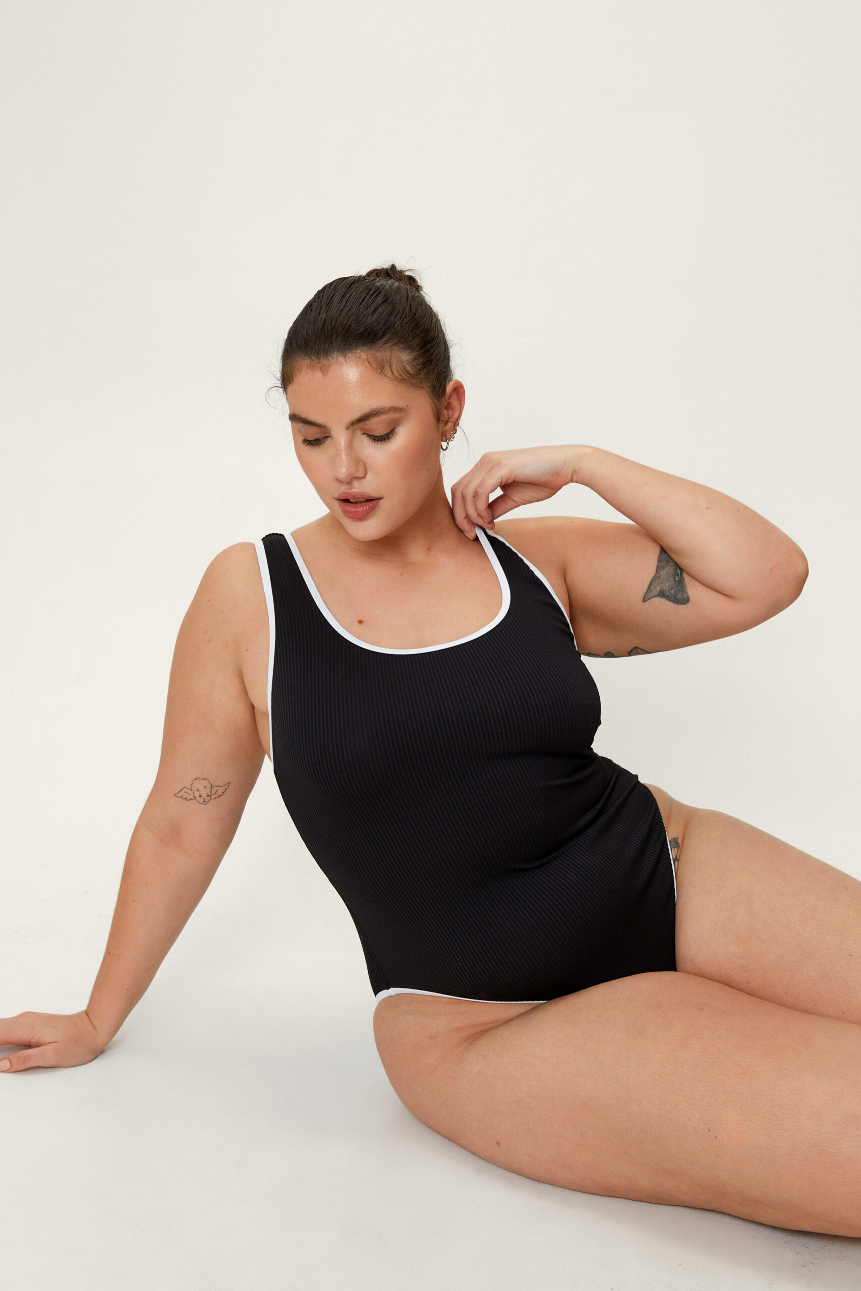 Plus Size Ribbed Contrast Swimsuit