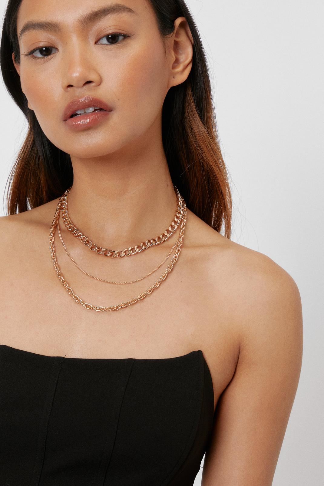 Chunky Layered Three Chain Necklace 