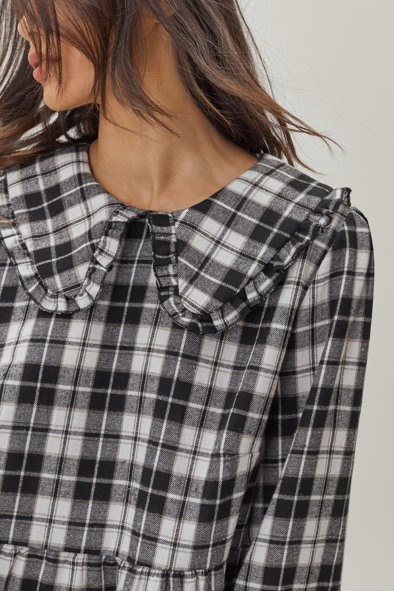 Euphoria: Season 2 Episode 2 Lexi's Plaid Collared Button Front