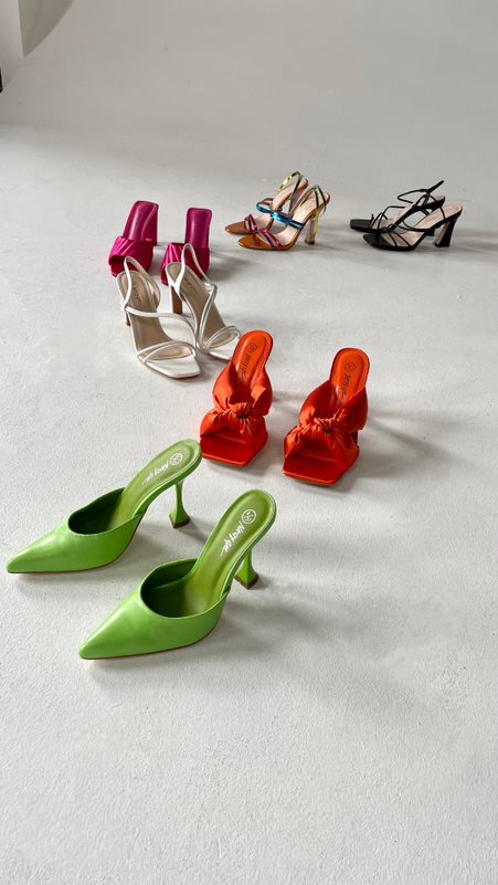 Ara Women's Gaia Leather Block Heeled Open Toe Sandal | Simons Shoes