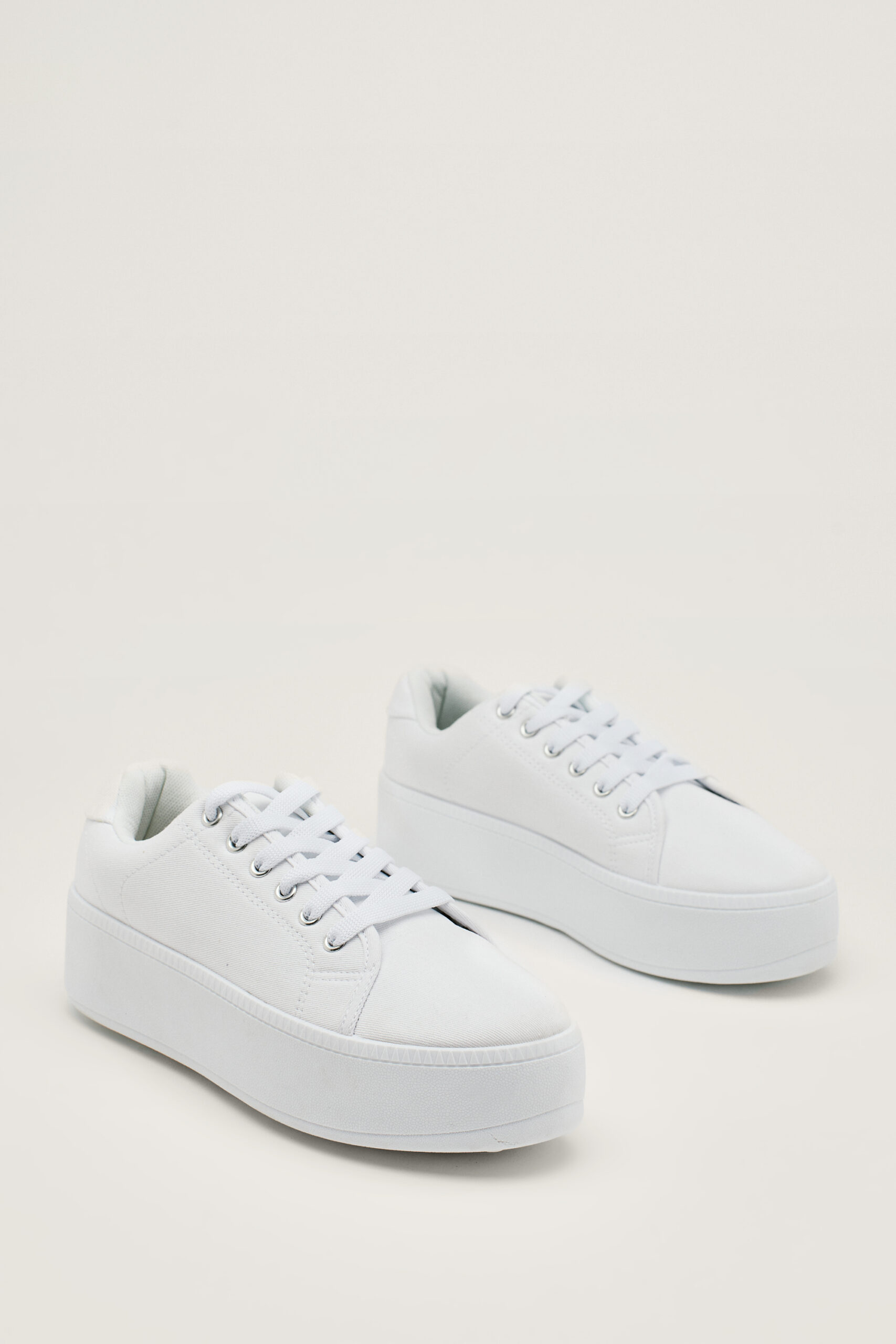 Platform Round Toe Lace Up Sneakers