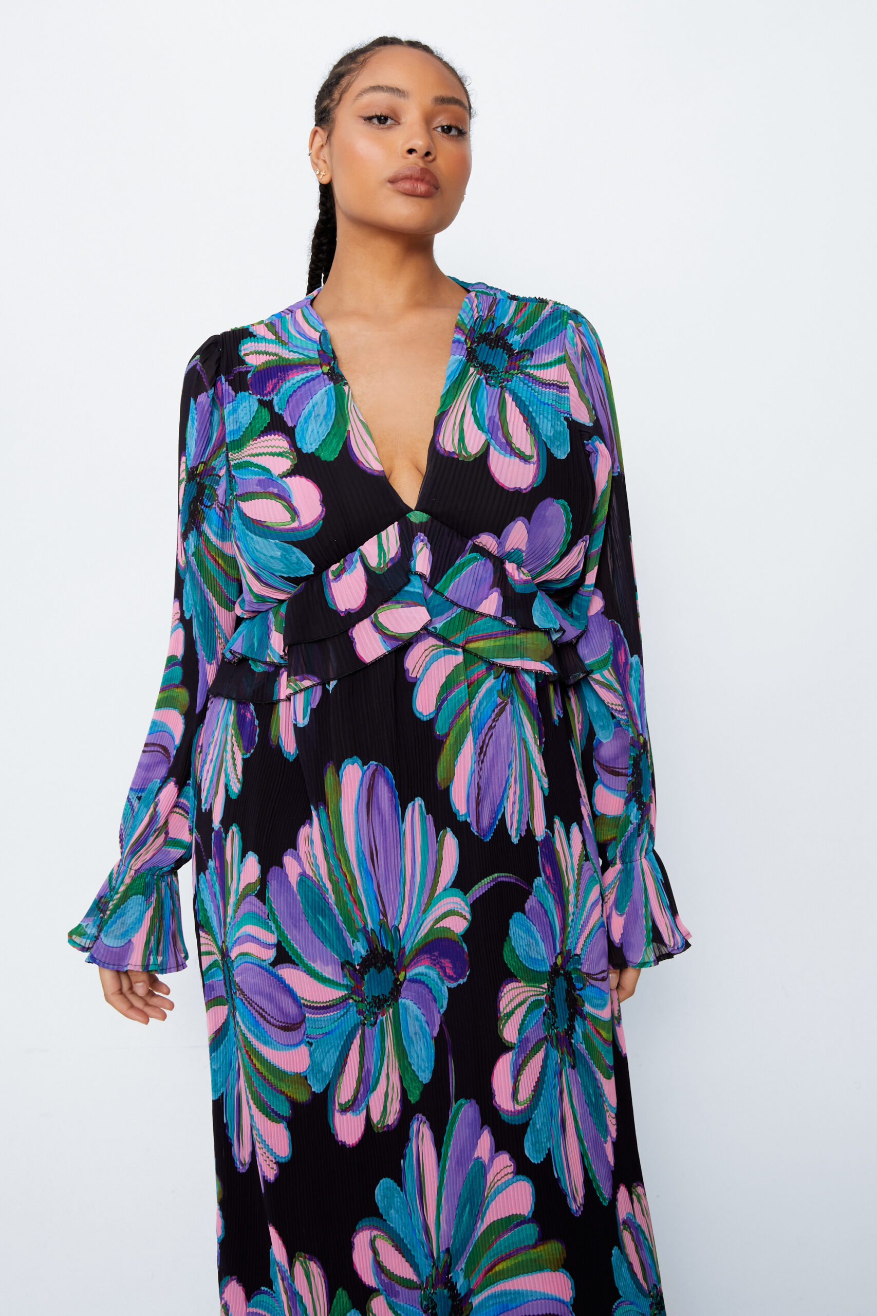 Plus Size Floral Pleated Midi Dress