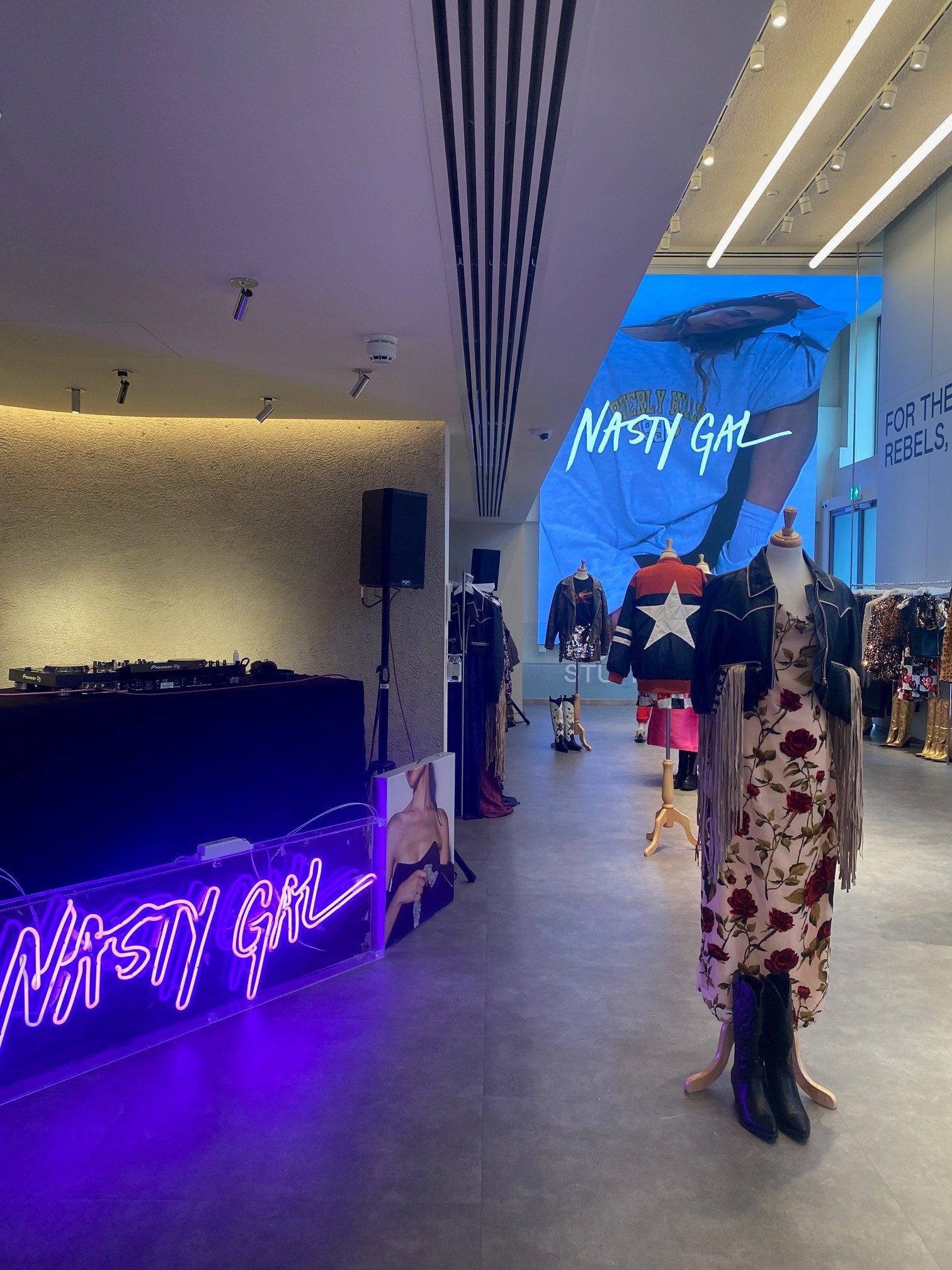 Nasty Gal - SHOP London