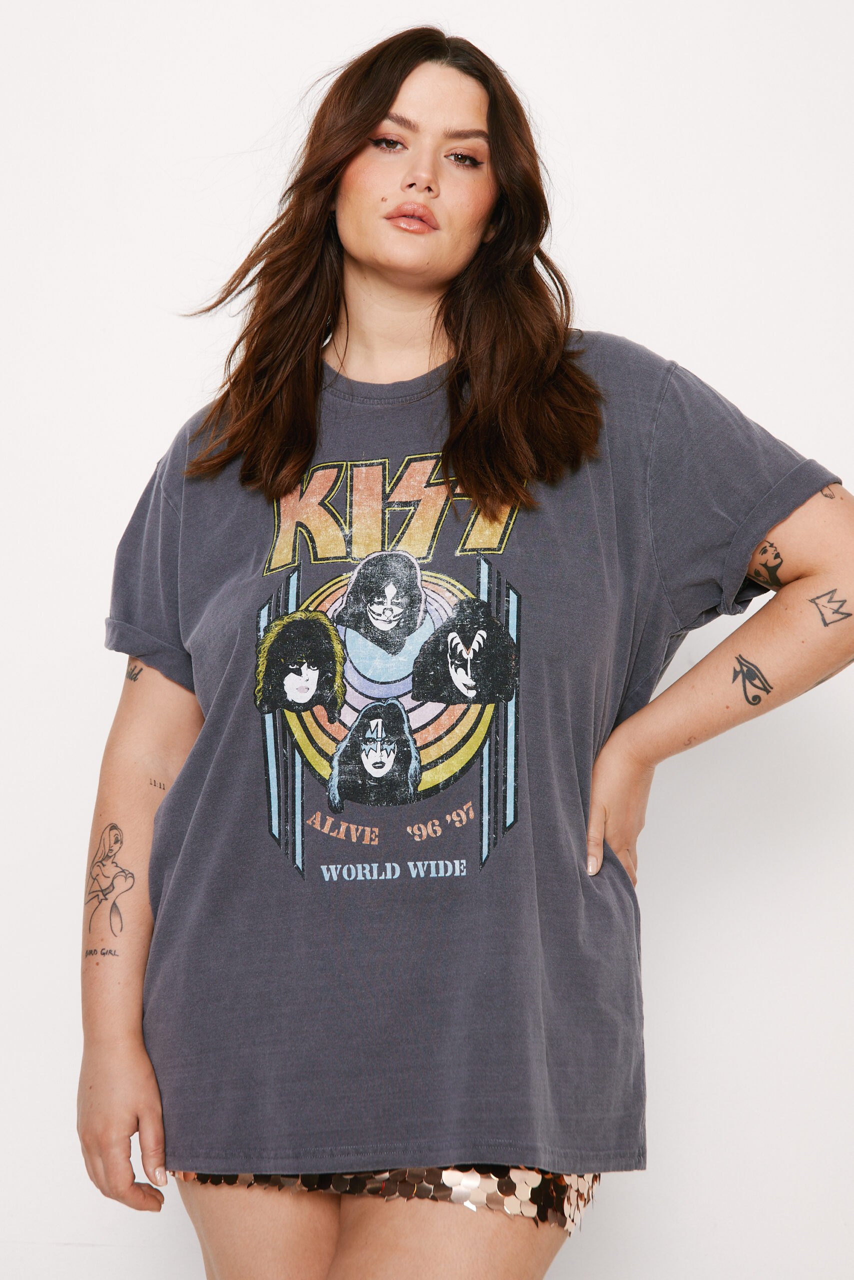 Plus Size Kiss Overdyed Graphic T-Shirt