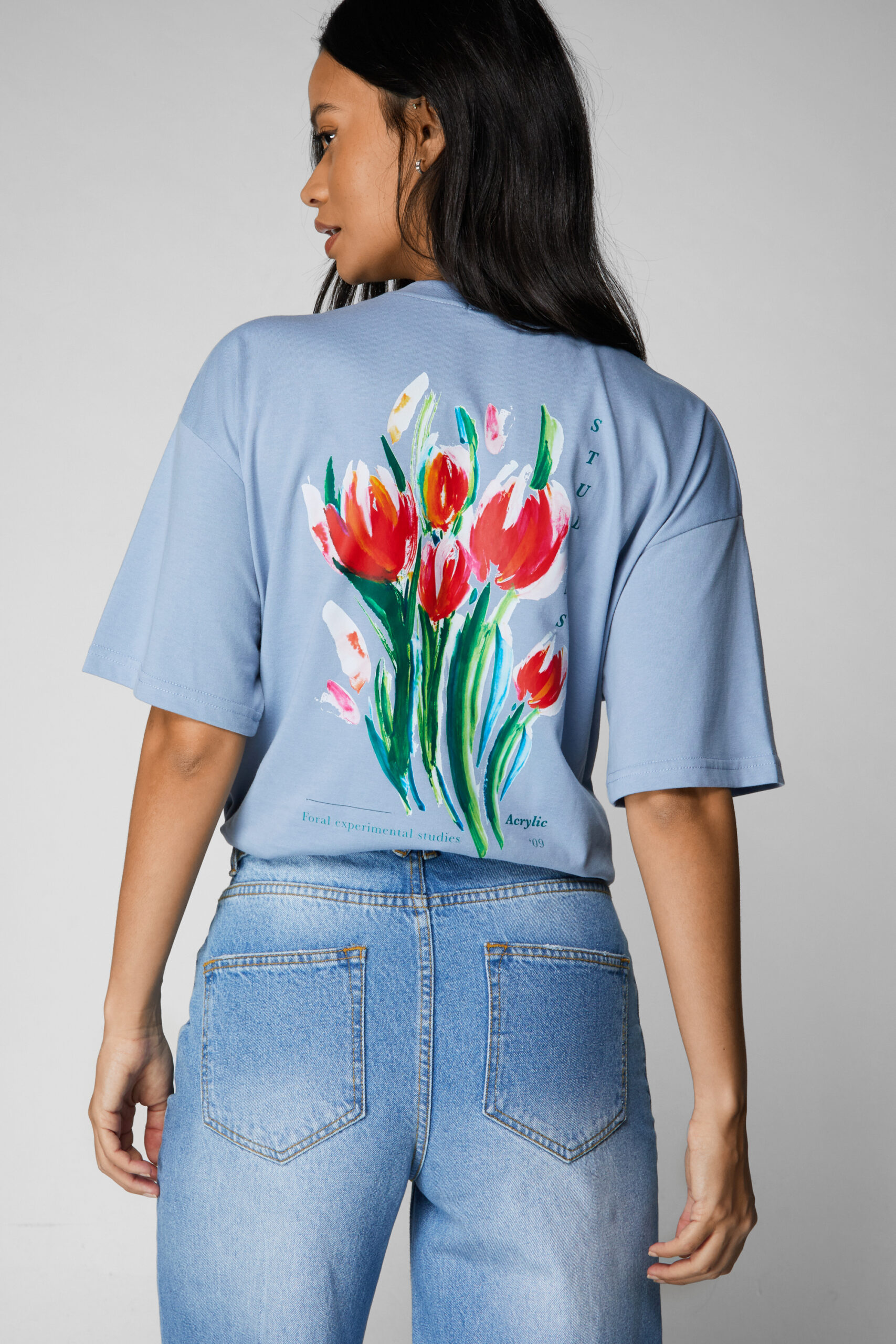 Tulip Oversized Graphic T-Shirt